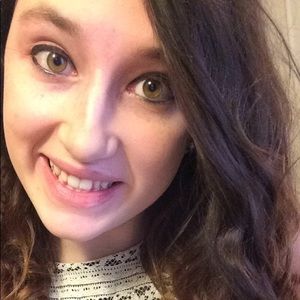 Meet your Posher, Maci